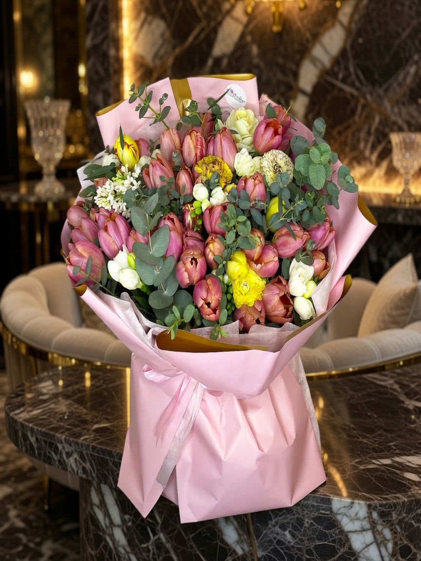 Buchet 55 Lalele Roz cu Galben